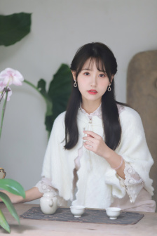 白老妇